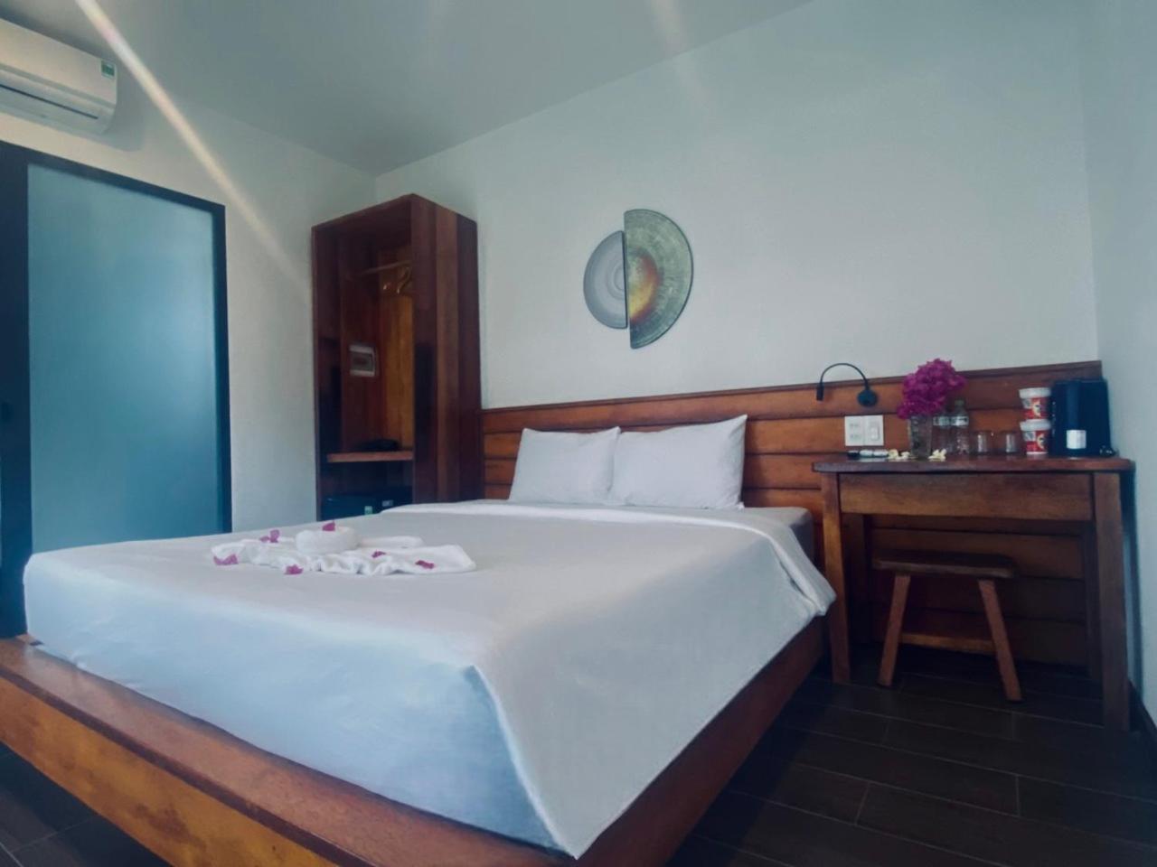 Tuong Vy Boutique Hotel Mui Ne Phan Thiet Exterior foto